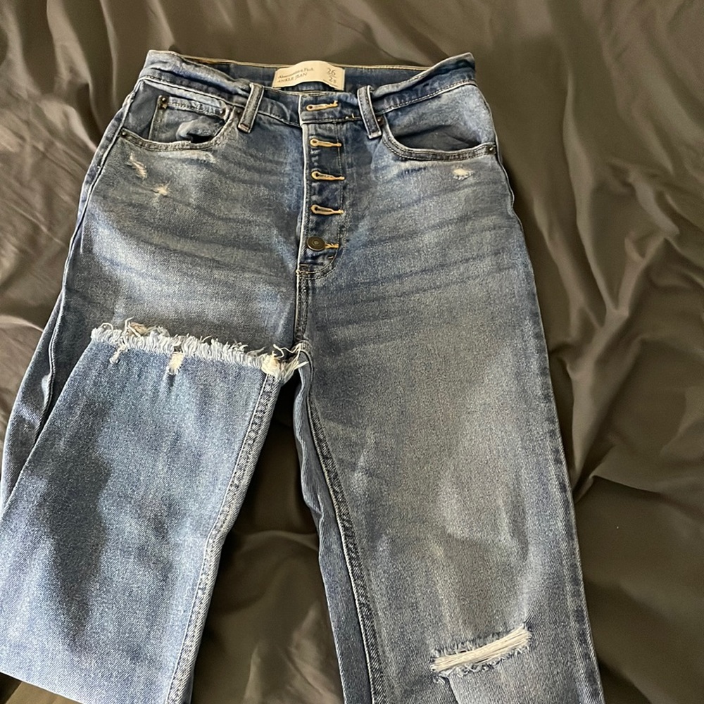 Abercrombie & Fitch Ankle Jean